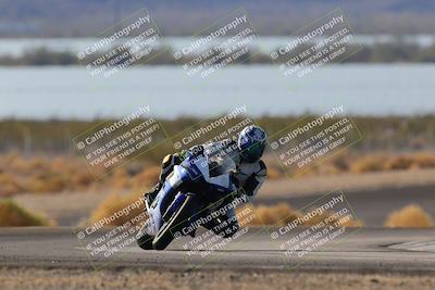 media/Dec-18-2022-SoCal Trackdays (Sun) [[8099a50955]]/Turn 14 (940am)/